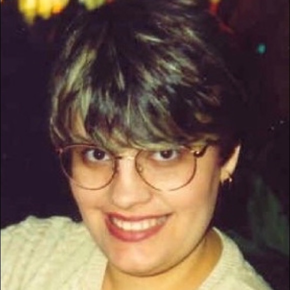 Meet your Posher, Paula - Picture 1 of 1